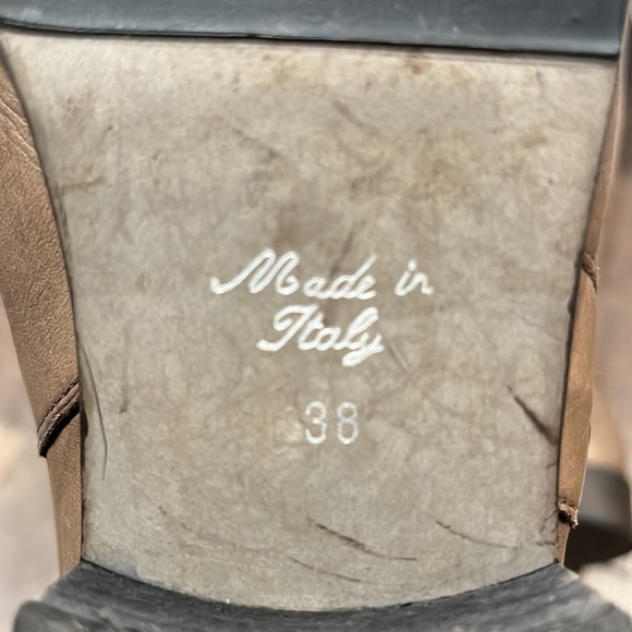 Browns made in Italy size 7 1/2 tan leather boots, calf extenders, small heel - Picture 7 of 9